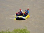 ZAP SUYU - Barış Süreciyle Gelen Rafting Heyecanı