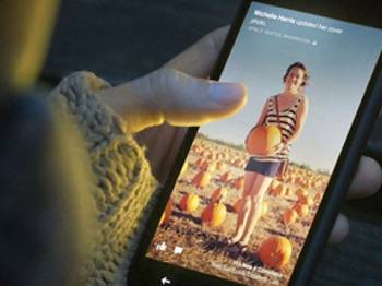 Facebook Home'a büyük ilgi