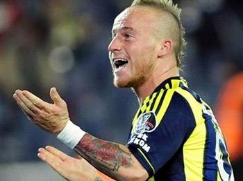 20130423_stoch-un-fenerbahceli-taraftarlari-kizdiran-pozu.jpg