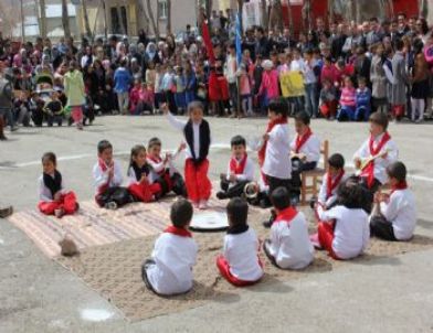 Tekman’da 23 Nisan Coşkusu