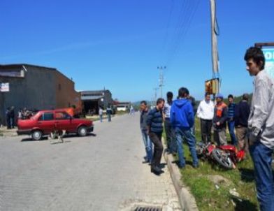 Bartın’da Otomobil İle Motosiklet Çapıştı: 1 Yaralı