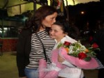 Küçük Başbakan Mersin’de Çiçeklerle Karşılandı