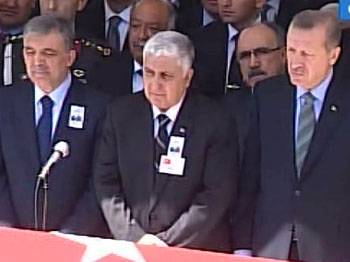 Necdet Özel'in babası son yolculuğuna uğurlandı