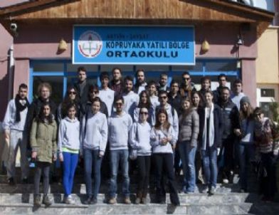 Yıldız Teknik Üniversitesi’nden Anlamlı 23 Nisan Etkinliği