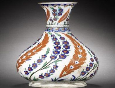 16. Yüzyıla Ait İznik Vazosuna İngiltere’de Servet Ödendi