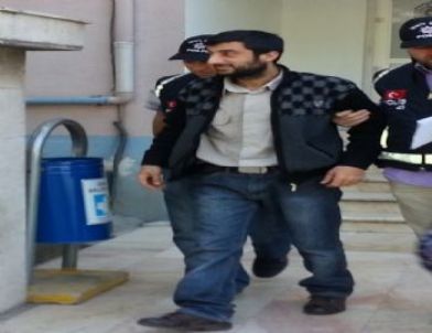 Korsan Kitapçıya 2 Yıl 3 Ay Hapis