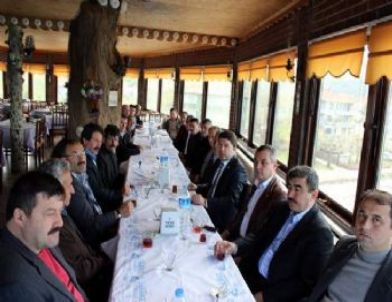 Milletvekili Tunç, Muhtarlarla Kahvaltıda Buluştu