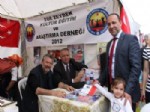 Ödemişli Ressam M. Ali Kasap, Kalem Efesi’ni Gaziemir’de İmzaladı