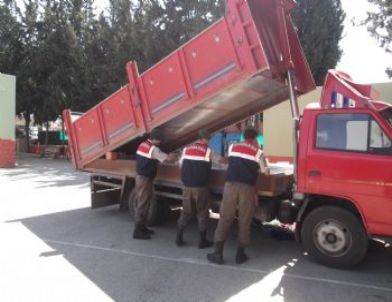 Uyuşturucu Şüphesiyle Durdurulan Kamyonetten Kaçak Sigara Çıktı