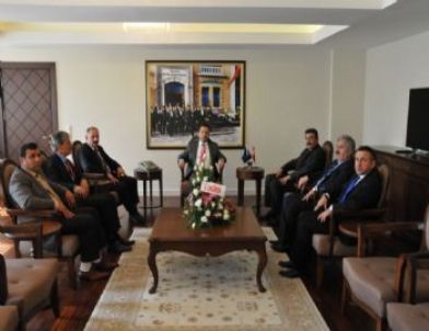 Vali Aksoy’a Ziyaretler