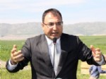 İÇLİ KÖFTE - Diyarbakır Valisi Mustafa Toprak Silvan'da