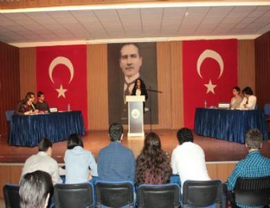 Gkv Liselerarası Türkiye Münazara Turnuvasını Başarıyla Tamamladı