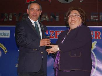 Latif Şimşek 'Yılın Moderatörü'