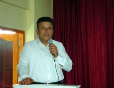 Belediye Başkanına Tepki Gösteren AK Parti Teşkilatı İstifa Etti