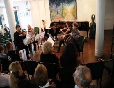 Birsen-özcan Ulucan Kardeşlerden Budapeşte'de Muhteşem Konser