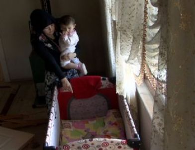 Çatıdan Düşen Kaya Parçası, Evi Savaş Alanına Çevirdi