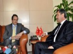 TİCARET ATEŞESİ - Yunanistan Büyükelçisi Loukakis, Vali Yılmaz'ı Ziyaret Etti