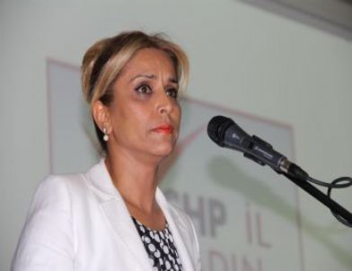 Zaimoğlu’ndan Buruk Kutlama