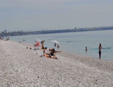 Antalya’da Kavuran Sıcaklık