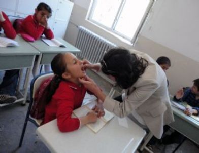 İlköğretim Okulu Öğrencilerinin Diş Sağlığı Kontrolü Yapıldı