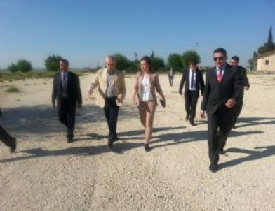 Karayolları Bölge Müdürü Dost, Elbeyli İlçesini  Ziyaret Etti