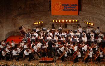Doğuş Çocuk Senfoni Orkestrası tura çıkıyor