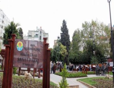 Adana’da Parklarda Ücretsiz İnternet Dönemi