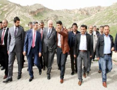 AK Parti Milletvekillerinin Silvan Çıkarması