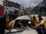 ALI KUL - Elbistan’da Trafik Kazası: 2 Yaralı