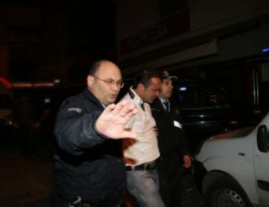 İzmir’de Silahlı Çatışma: 1 Ölü, 3 Yaralı