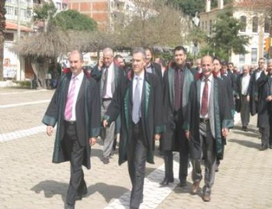 Ödemiş'te Avukatlar Günü Kutlandı