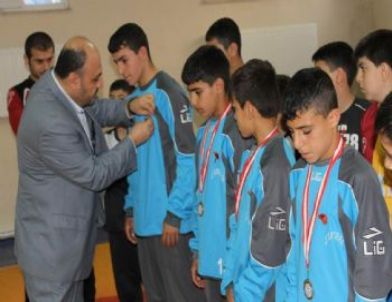 Siirtli Esnaftan Derece Alan Güreşçilere Altın