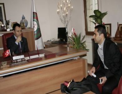 Ak Parti Yöneticilerinden Nevşehir Barosuna Ziyaret