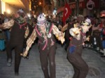 Bursa'da Bin Yıllık Kına Gecesi Geleneği Yaşatılıyor