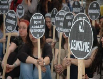 Denizli’de Tecavüze Uğradığı İddia Edilen Genç Kız İçin Eylem