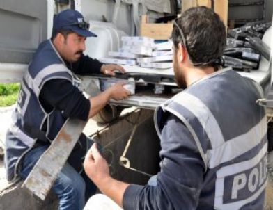 Minibüsteki Zula Polisi Şaşırttı