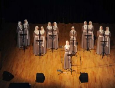 Bosnalı Öğrencilerle 'kKutlu Doğum' Sevinci