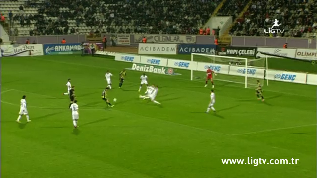 Salih Uçan göz kamaştırdı