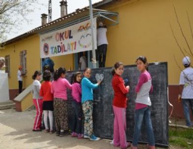 150 Gönül İki Gün Boyunca Bir Okul İçin Attı