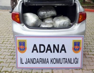 Adana'da 35 Bin Paket Kaçak Sigara, 52 Kilo Esrar Ele Geçirildi