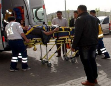 Besni’de Trafik Kazası: 5 Yaralı