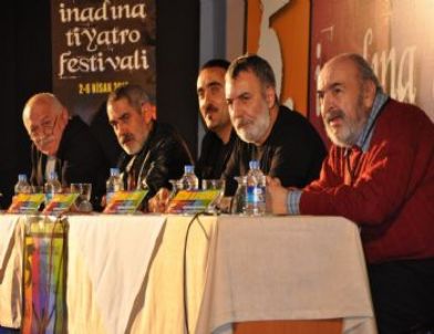 Binlerce Tiyatrosever Menemen’de Buluştu