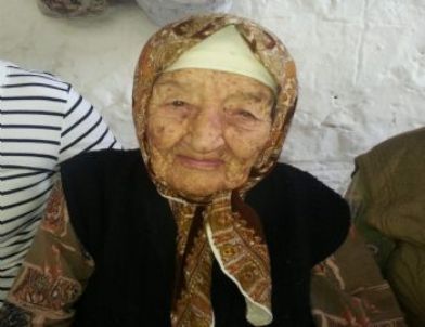 Datçalı Fatma Nine 106 Yaşına Girdi
