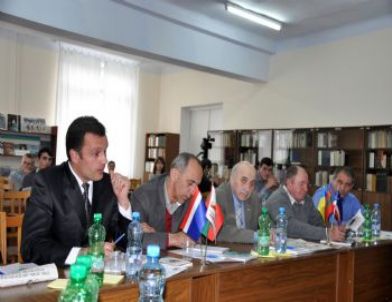 Transdinyester'deki Gagauzlar Tarih ve Kültürlerini Konuştu