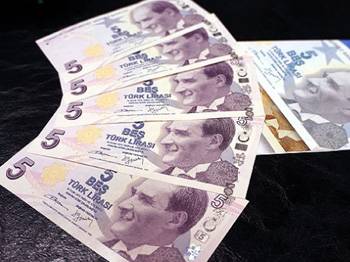 Yeni 5 liralık banknotlar piyasada