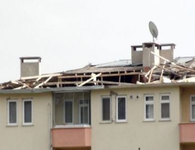 Fırtına Bayburt’ta Hayatı Felce Uğrattı