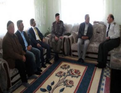 Albay Saraç ve Kaymakam Yazgan’dan Şehit Ailesine Ziyaret