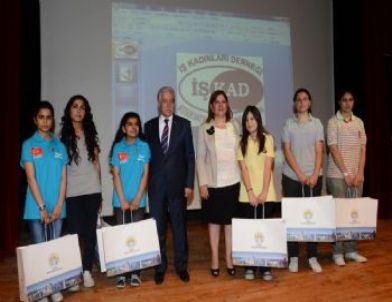 Aldırmaz’dan Başarılı Öğrencilere Bilgisayar