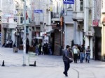 İstiklal Caddesi Polise Kaldı