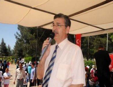 Öğrenciler, Çocuk Şenliklerinde Doyasıya Eğlendi